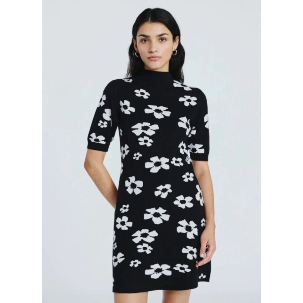SCOOP Black Floral Sz Small (4-6) Soft Stretchy Mock Neck Sweater Mini Dress NEW